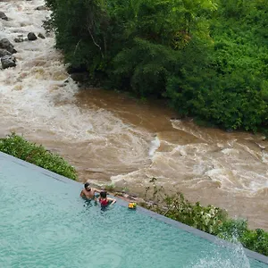 https://eden-woods-resorts-and-spa.hotels-munnar.com